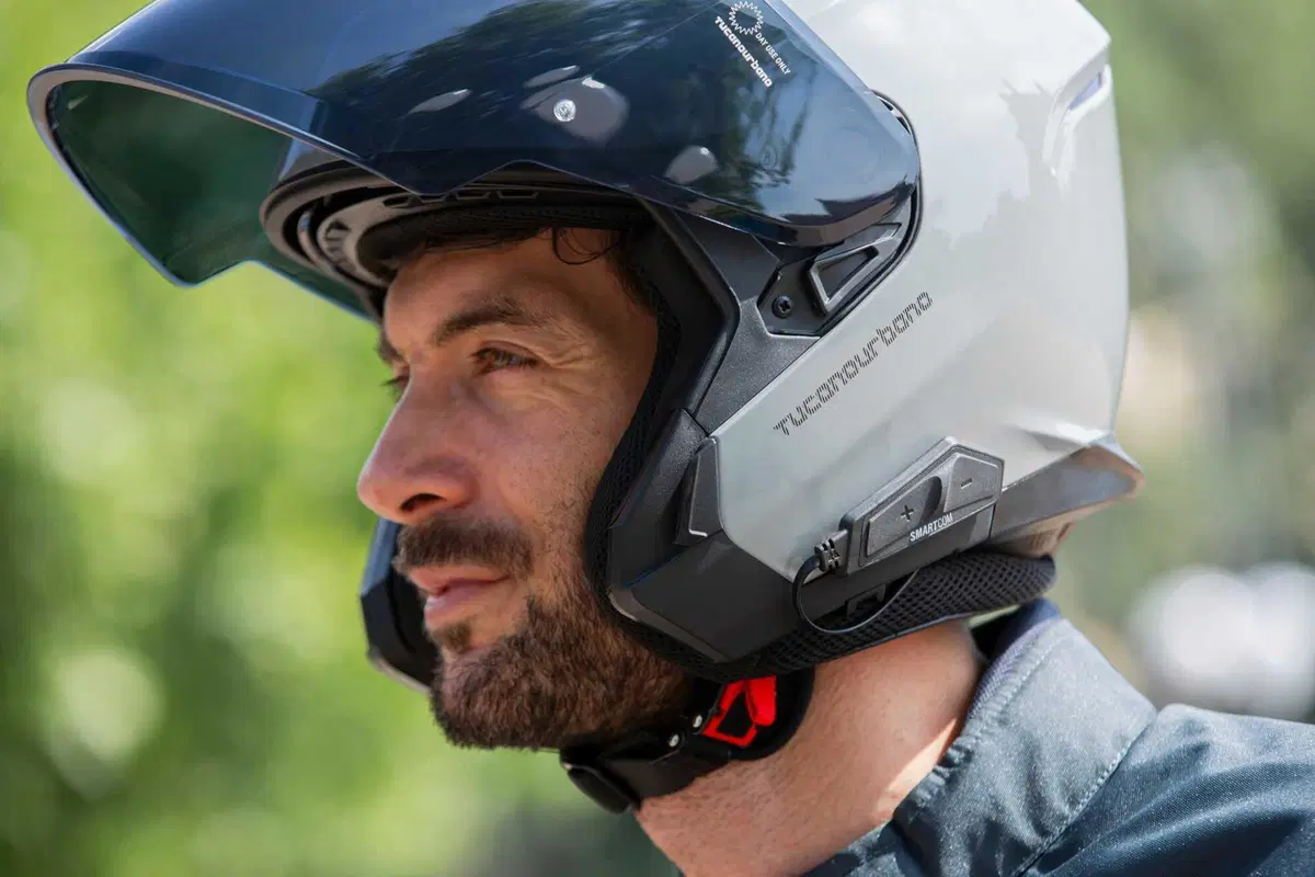 Hyperlink: il primo casco integrale (ma con mentoniera removibile) firmato Tucano Urbano (7)