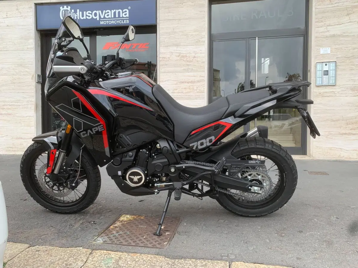 Moto Morini X-Cape 700 (2025 - 26) (3)