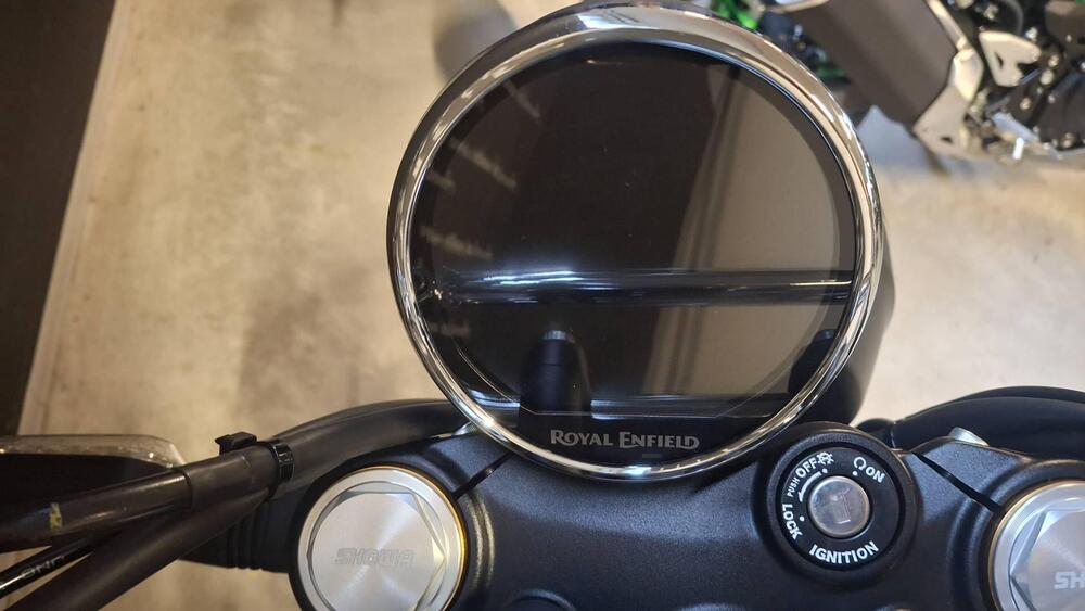 Royal Enfield Bear 650 (2025) (5)