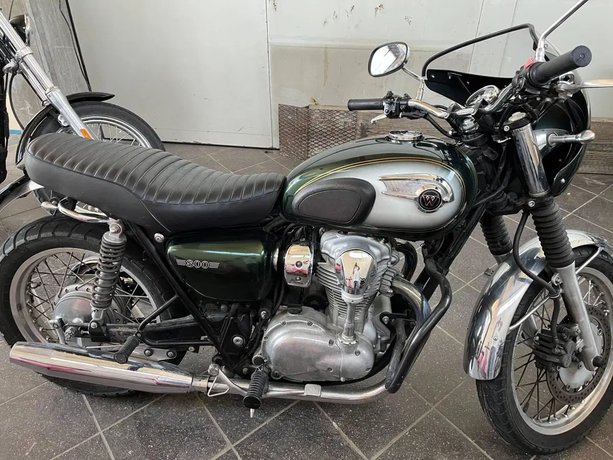 Kawasaki W 800 (2010 - 17) (4)