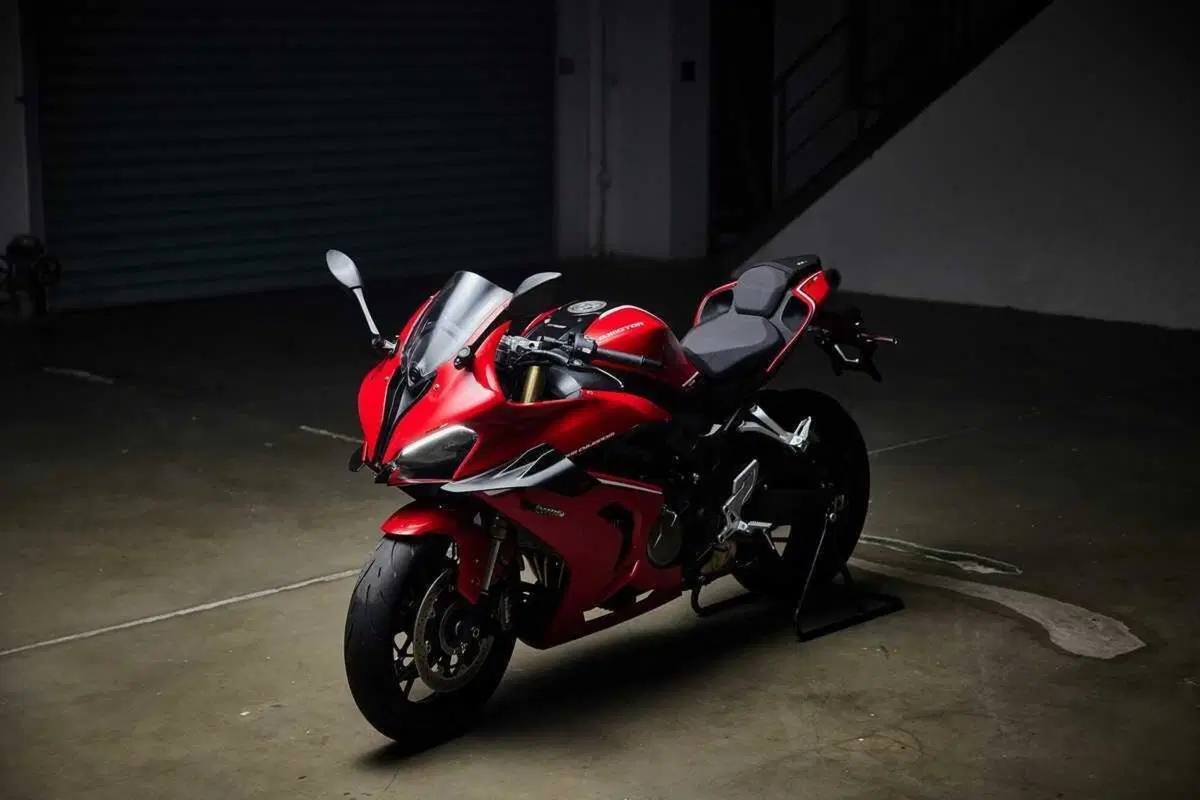 SRK800RR: la sportiva di QJ Motor si rinnova (5)