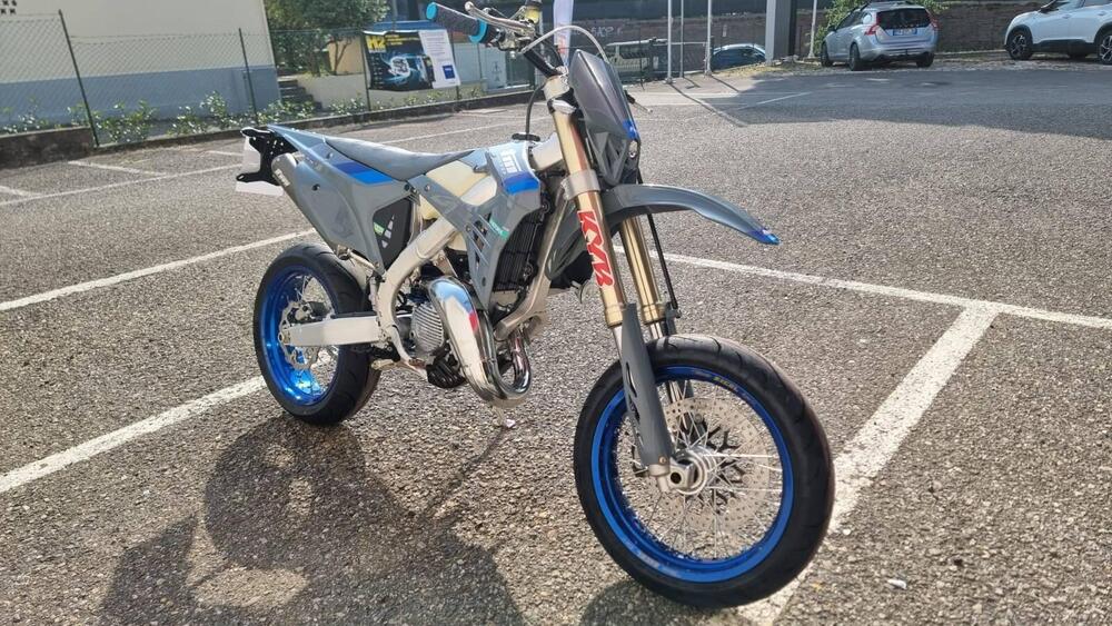 Tm Moto SMR 125 ES Fi 2T (2025) (3)