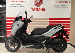 Yamaha X-Max 300 Tech Max (2025) nuova