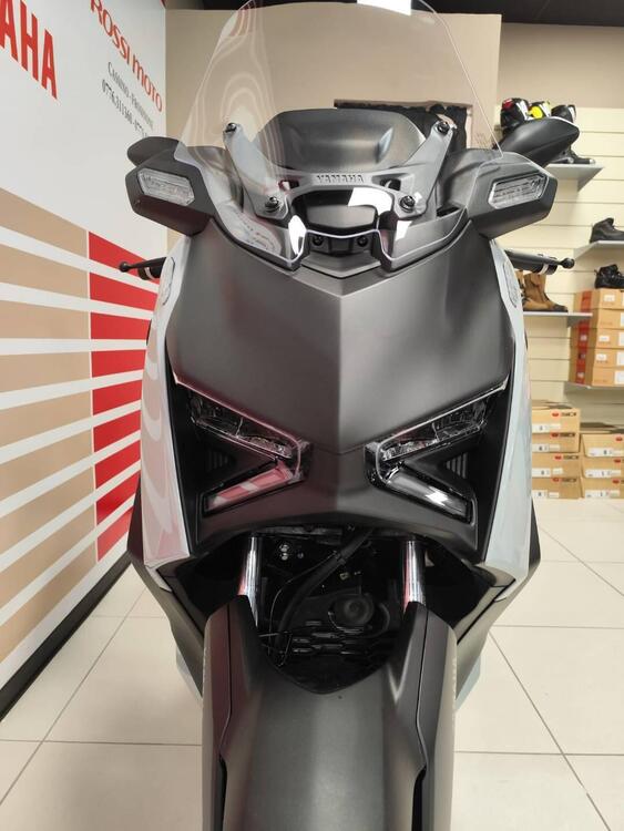 Yamaha X-Max 300 Tech Max (2025) (4)