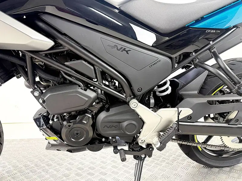 CFMOTO 125NK (2025 - 26) (15)