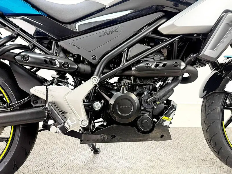 CFMOTO 125NK (2025 - 26) (8)