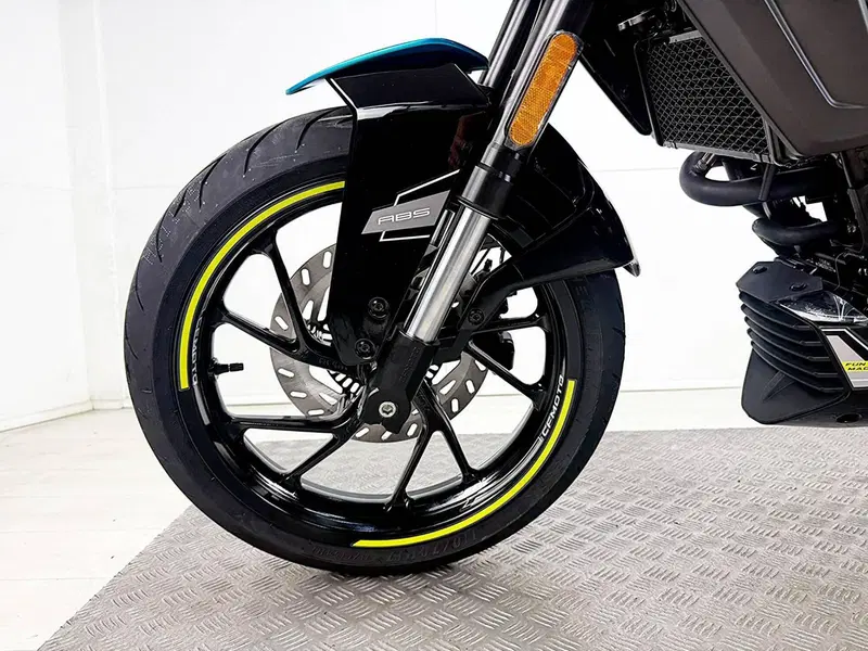 CFMOTO 125NK (2025 - 26) (13)