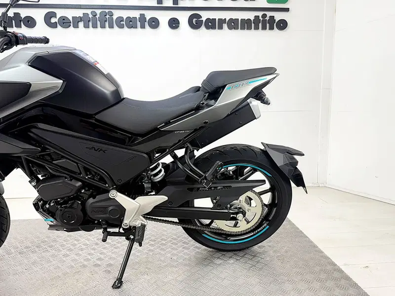 CFMOTO 125NK (2025 - 26) (16)