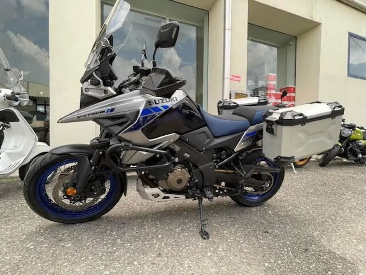 Suzuki V-Strom 1050XT Pro (2020 - 23) (2)