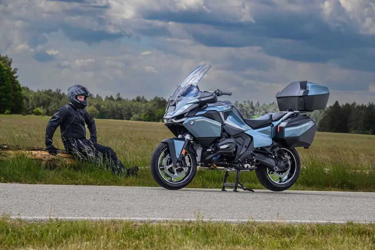 BMW R 1300 RT - il TEST! è davvero più sportiva o è ancora la gt di riferimento? [VIDEO] (23)