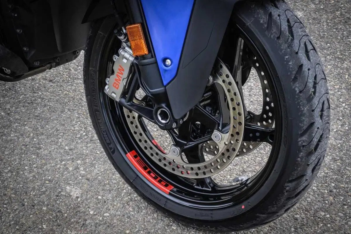 BMW R 1300 RT - il TEST! è davvero più sportiva o è ancora la gt di riferimento? [VIDEO] (44)