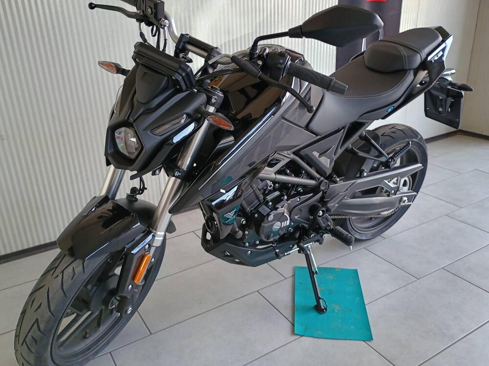 Voge Brivido 125R (2023 - 25) (2)