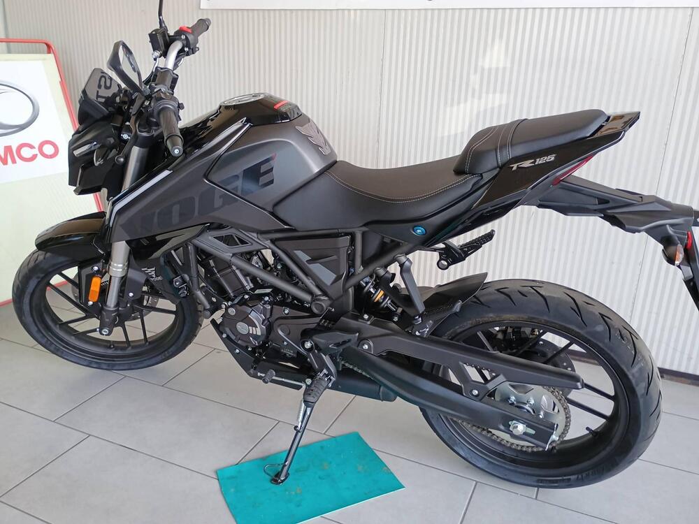 Voge Brivido 125R (2023 - 25) (3)
