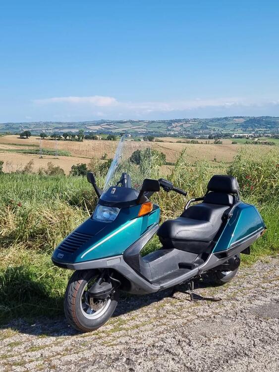 Honda CN 250 (2)