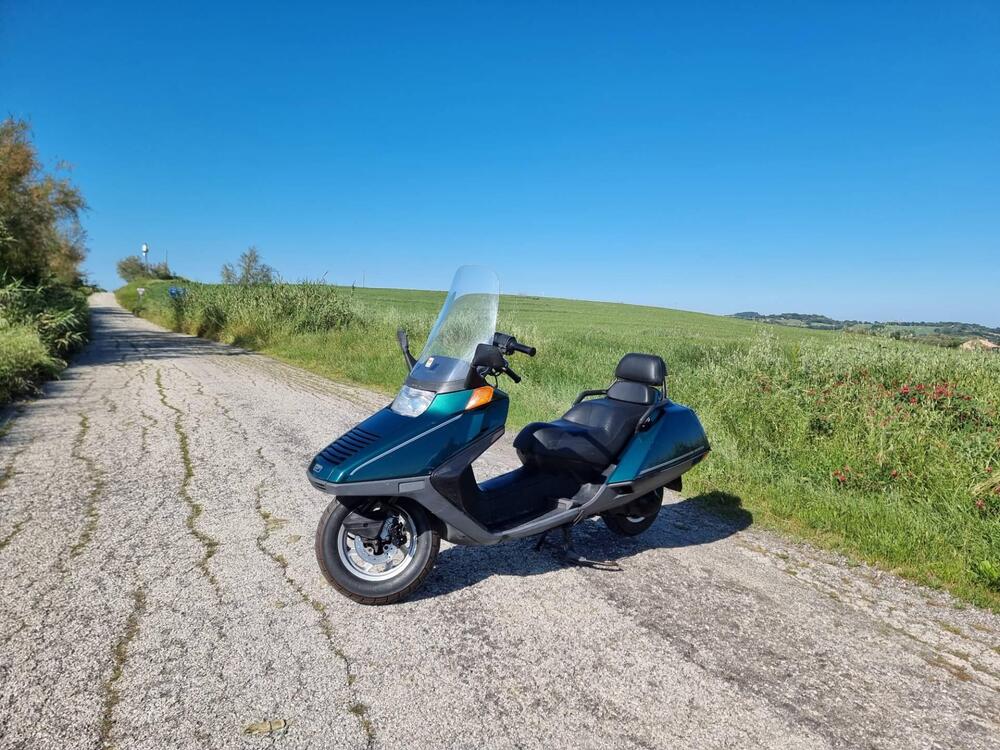 Honda CN 250 (3)