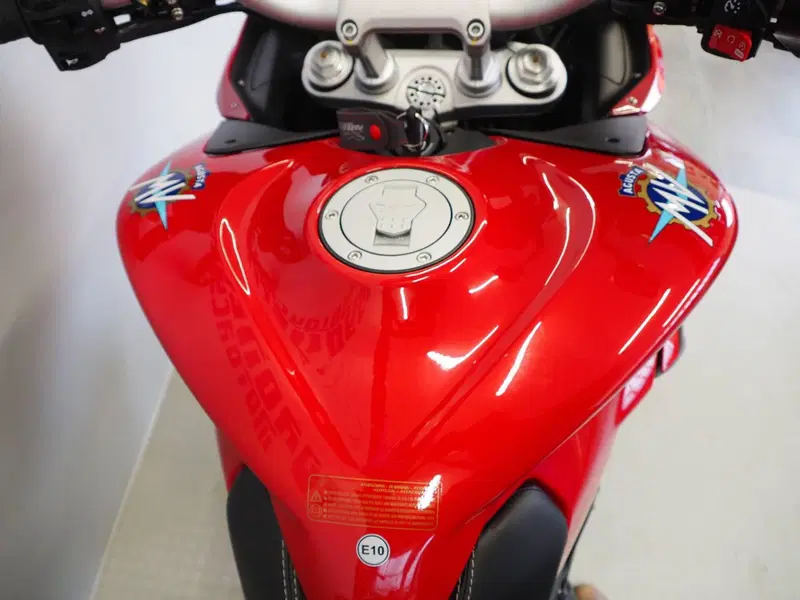 MV Agusta Turismo Veloce 800 R (2023 - 26) (8)