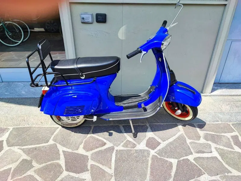 Piaggio Vespa 50 Special 3 marce (2)