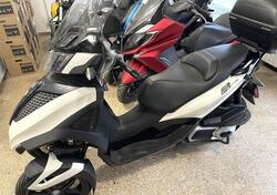 Piaggio MP3 300 Sport ABS Hpe (2021 - 24) usata