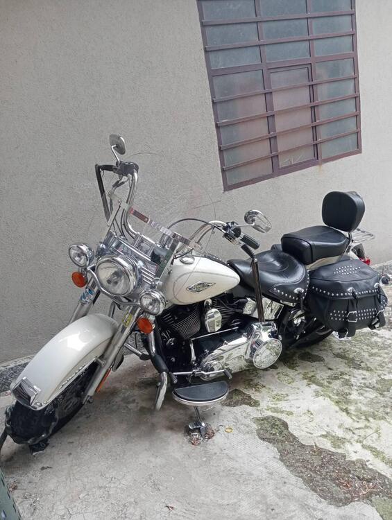 Harley-Davidson 1690 Heritage Classic (2011 - 17) - FLSTC