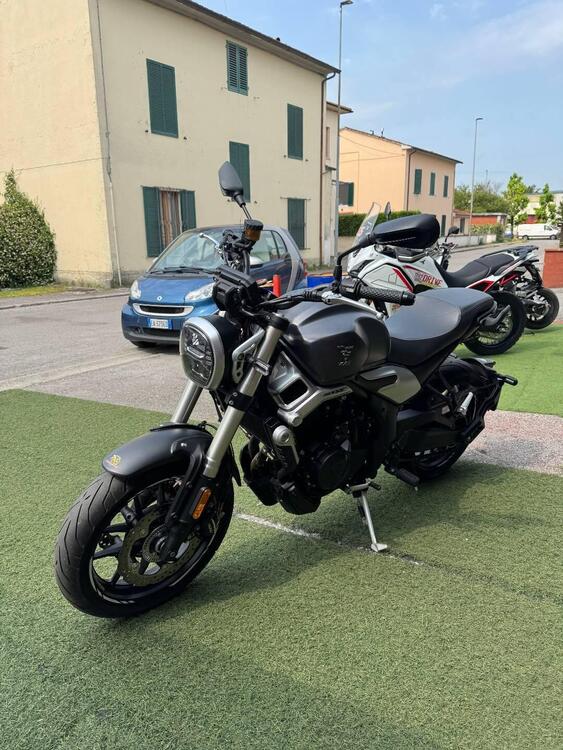 Voge Trofeo 500AC (2022 - 25) (5)