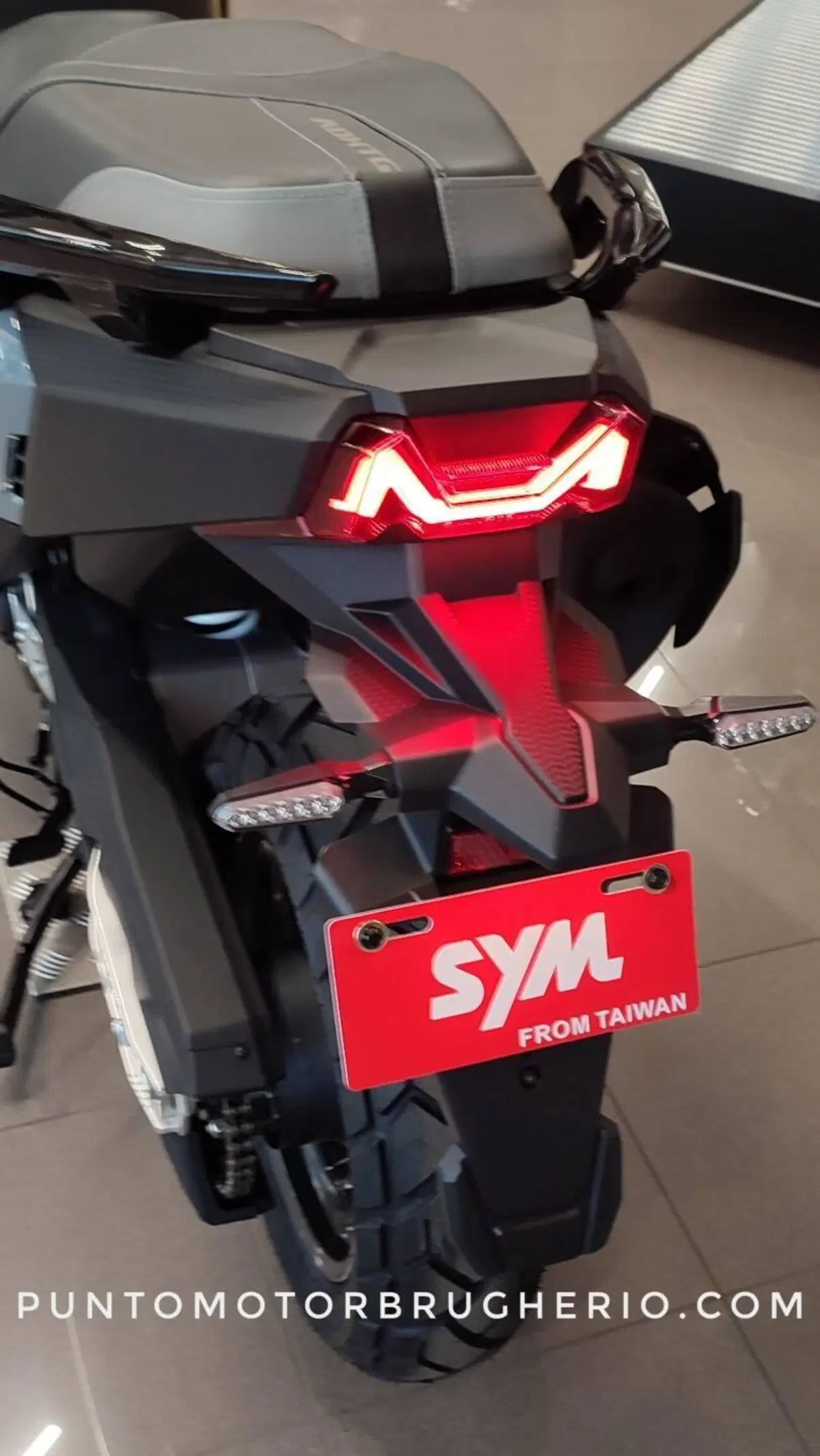 Sym ADXTG 400 (2025 - 26) (5)