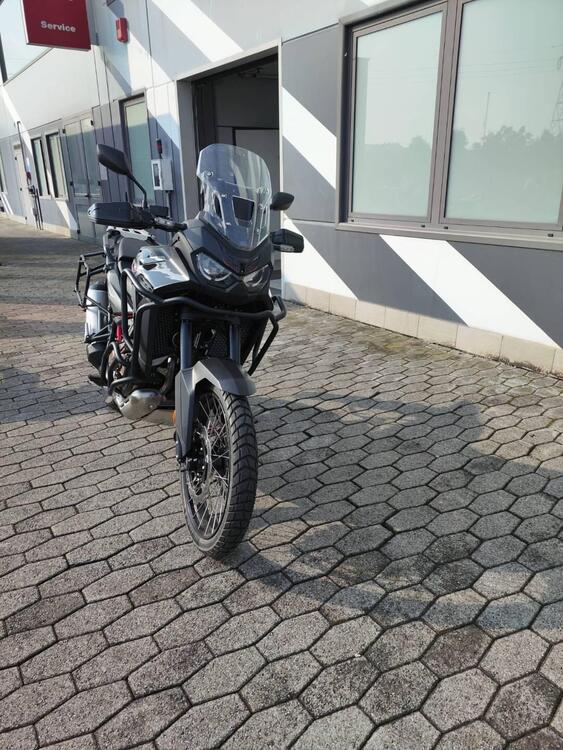 Honda Africa Twin CRF 1100L ES DCT (2024 - 25) (3)