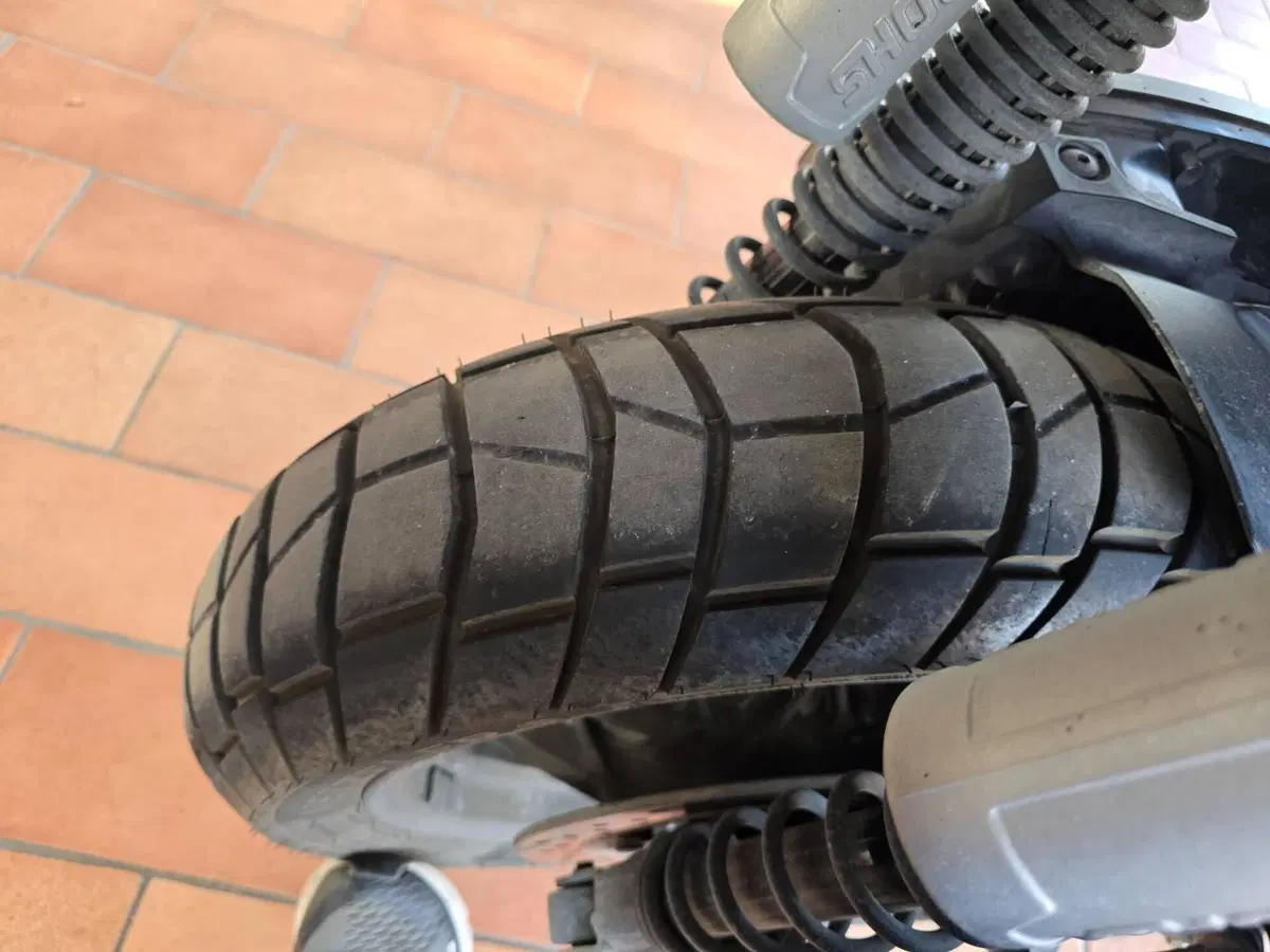 Honda ADV 350 (2022 - 24) (12)