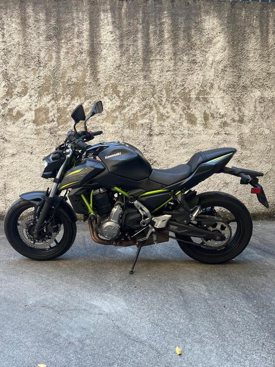 Kawasaki Z 650 (2017 - 19) (5)