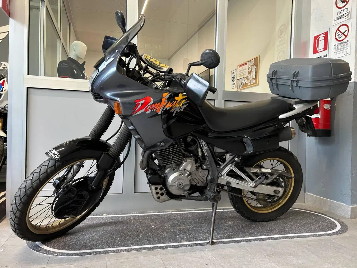Honda NX 650 Dominator (1991 - 95)