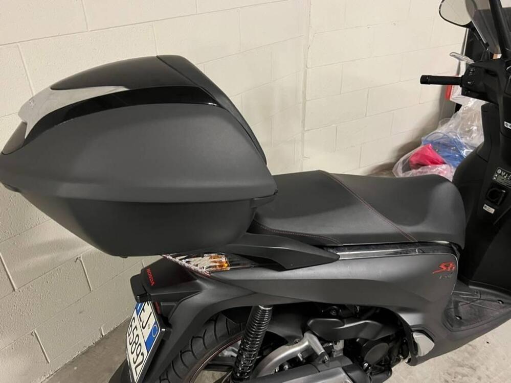 Honda SH 300 i ABS (2016 - 20) (3)