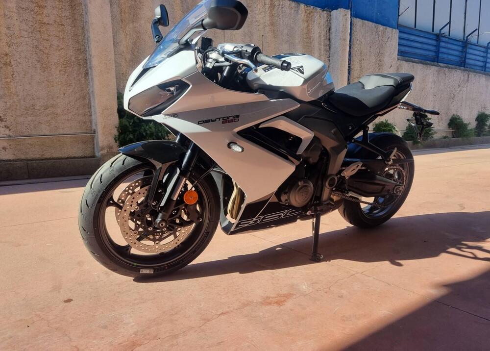 Triumph Daytona 660 (2024 - 25) (5)