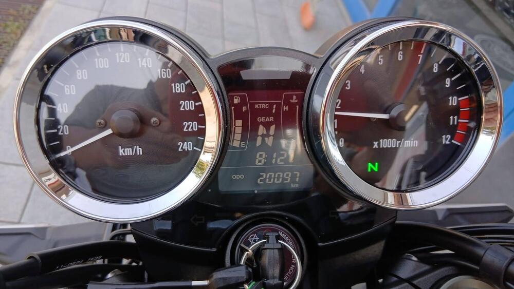 Kawasaki Z 900 RS Performance (2021 - 22) (4)