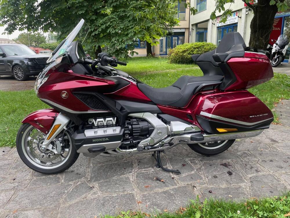 Honda GL 1800 Gold Wing Tour DCT (2021)