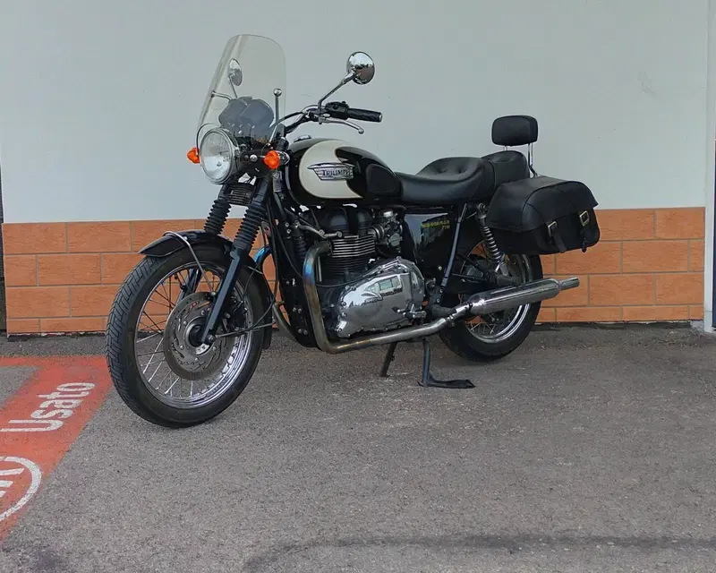 Triumph Bonneville T100 (2008 - 16) (2)
