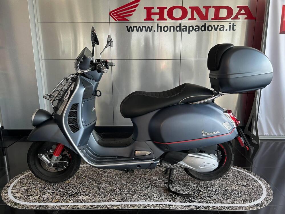 Vespa Sei Giorni 300 Hpe (2021 - 22) (4)