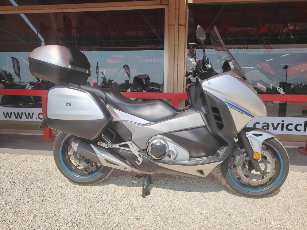 Honda Integra 750 DCT (2016 - 17) (3)