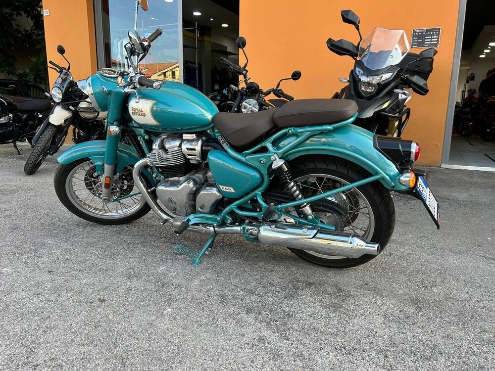 Royal Enfield Classic 650 (2025) (4)