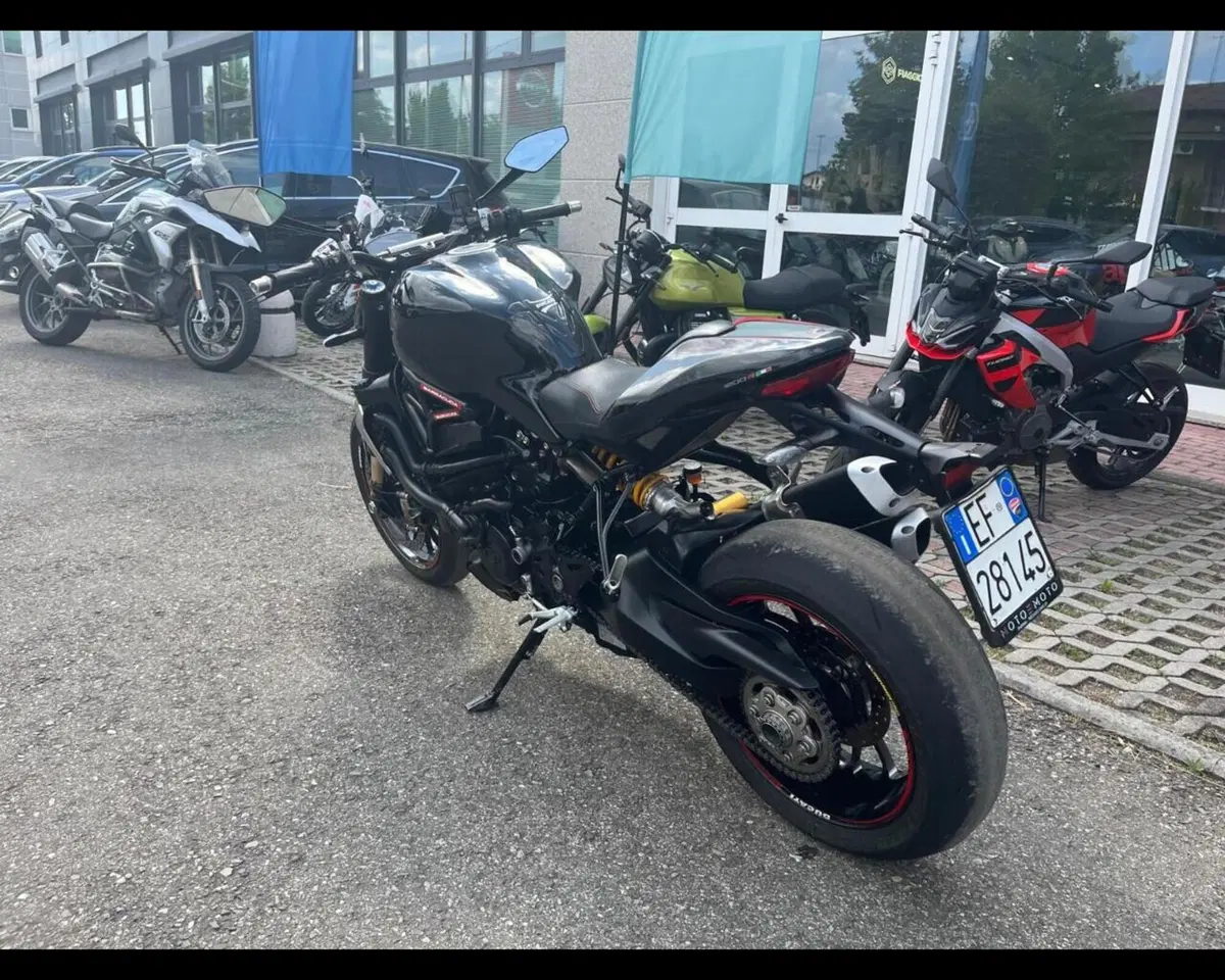 Ducati Monster 1200 R (2016 - 19) (7)