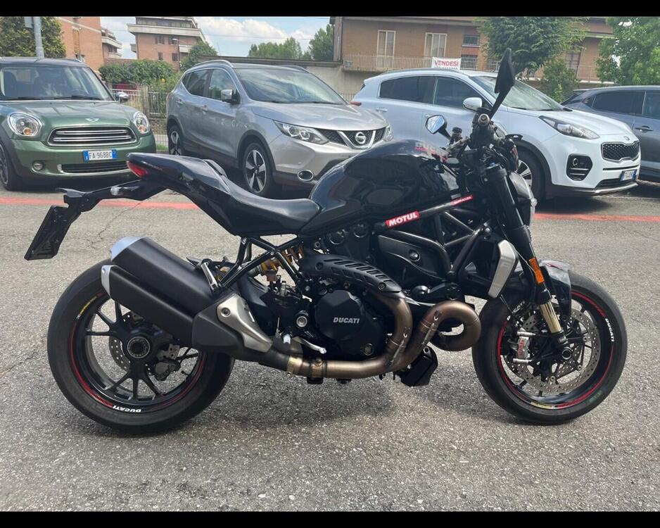 Ducati Monster 1200 R (2016 - 19) (4)