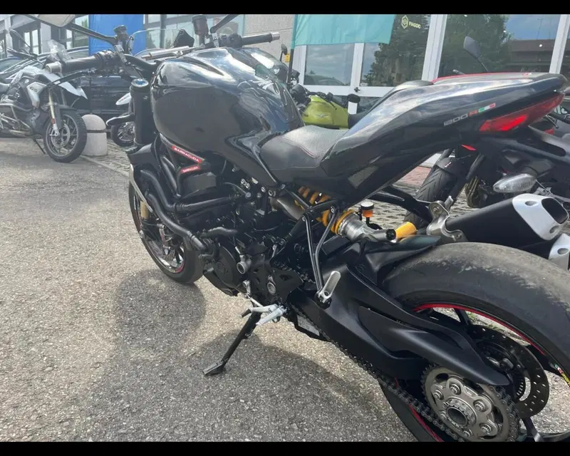 Ducati Monster 1200 R (2016 - 19) (12)
