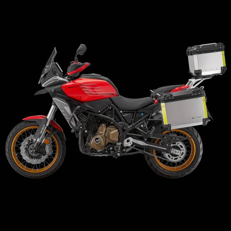 QJ Motor SRT 700 SX (2025) (3)