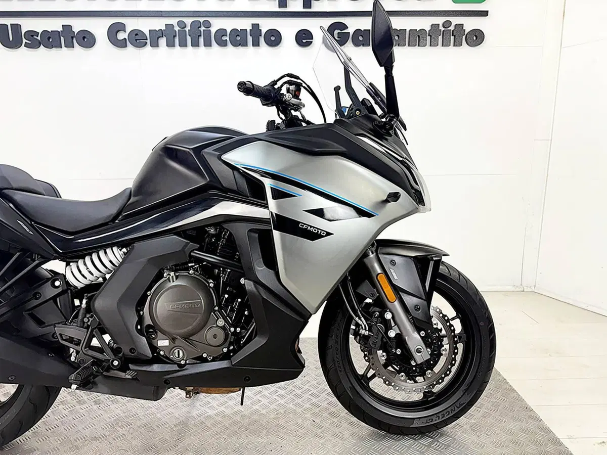CFMOTO 650GT (2021 - 26) (9)