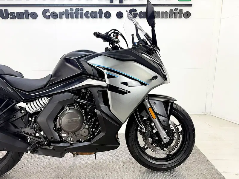 CFMOTO 650GT (2021 - 26) (9)