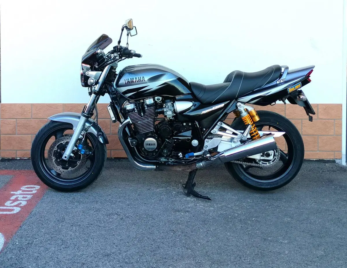 Yamaha XJR 1300 (2002 - 06)