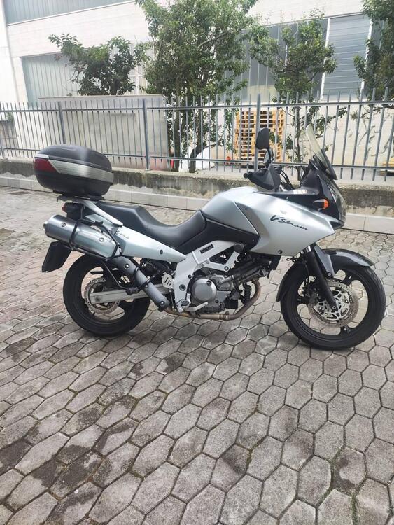 Suzuki V-Strom 650DL (2004 - 06) (2)