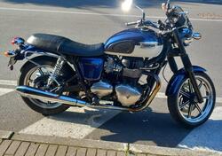 Triumph Bonneville SE (2009 - 13) usata