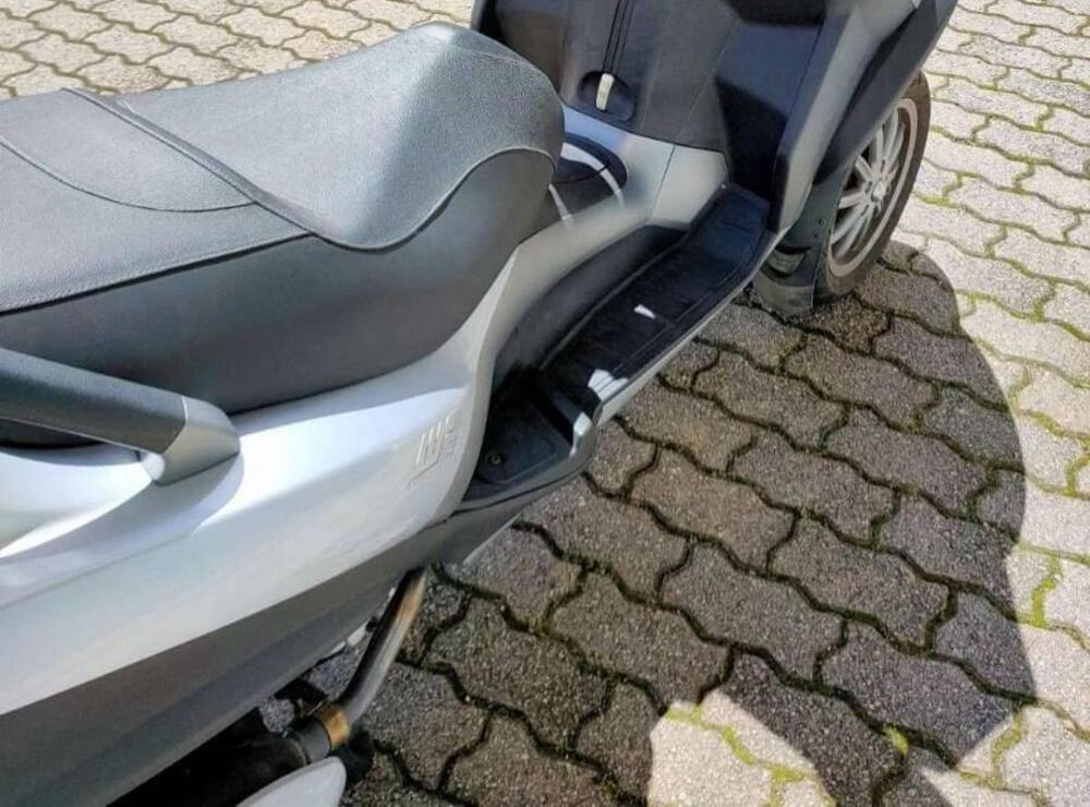 Piaggio MP3 250 i.e. (4)
