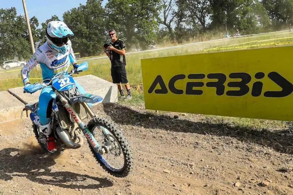 Enduro. Assoluti #8. D2. Bis di Verona. Ancora duello con Pichon. Elgari e Pavoni Campioni  (2)