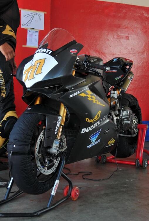 Ducati 1199 Panigale R ABS (2013 - 17) (4)