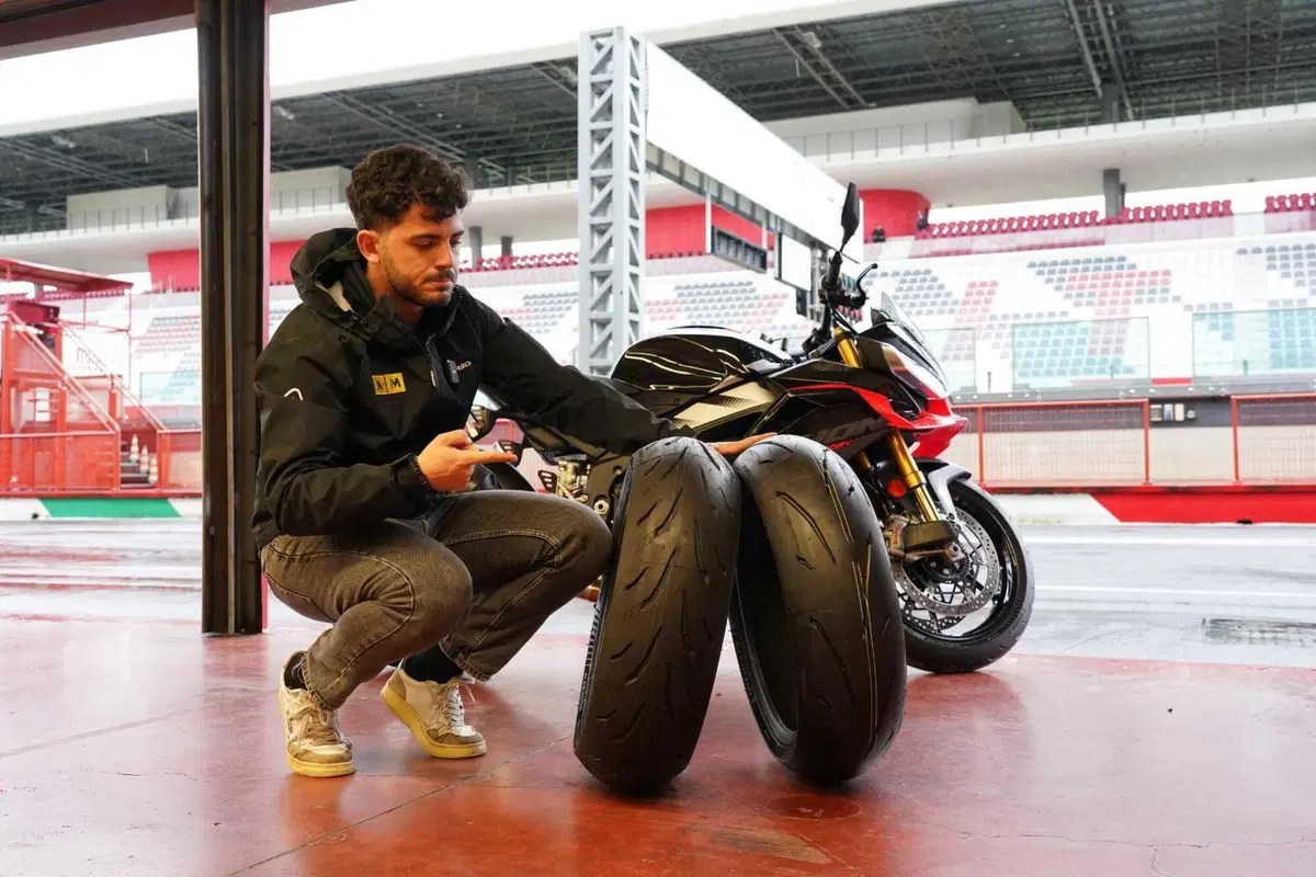 Test gomme moto. Michelin Power 6 vs Power GP2: quale scelgo? [VIDEO & GALLERY] (10)